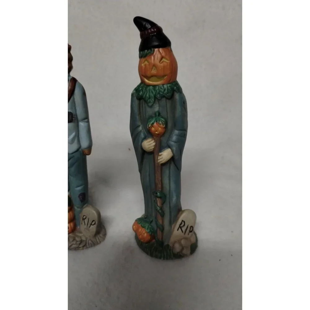 Vintage Haunted Haven Pencil Halloween Scarecrow & Pumpkin Figurines‎
